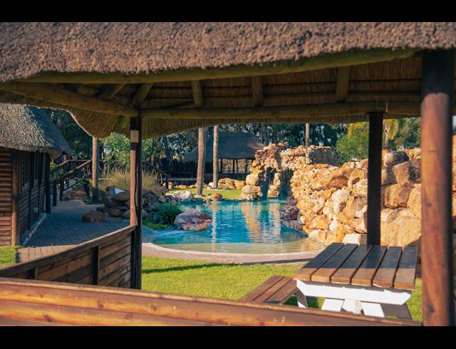 1,500M² LODGE FOR SALE IN HARTEBEESFONTEIN